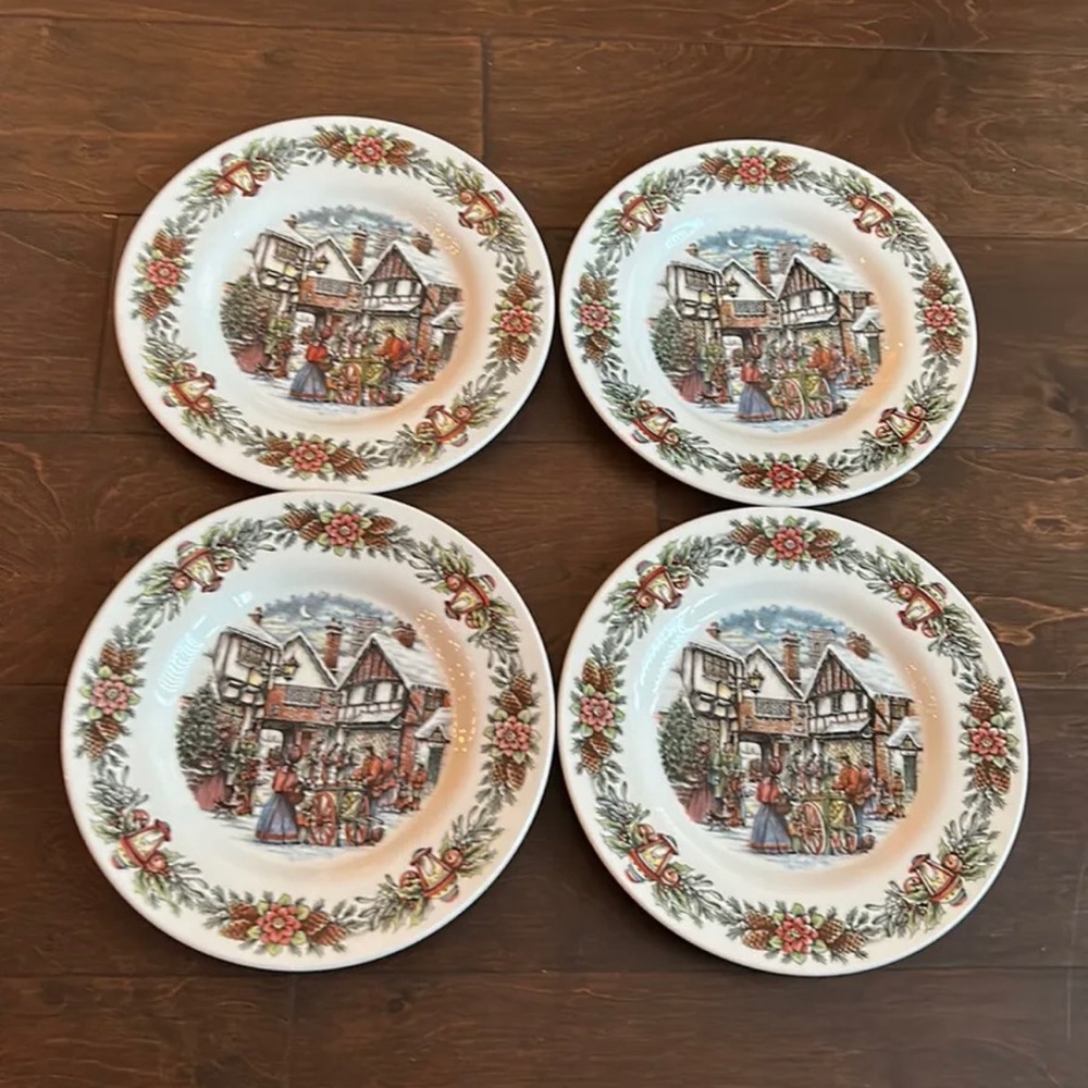 ROYAL STAFFORD Set Of 4 Winter Christmas Scene Village Salad PLATES